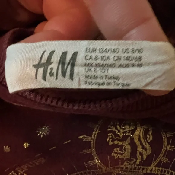 Harry Potter Hogwarts Kids Sz 8/10 Burgundy and Gold Sweatshirt - Picture 3 of 3